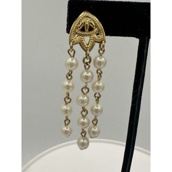Gold Tone Faux Pearl Strands Pierced Earrings Elegant - Picture 3 of 5